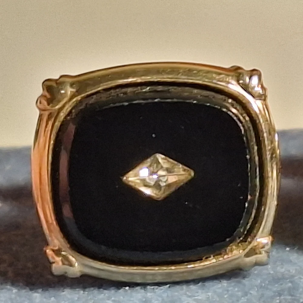 Vintage SHIELDS | Goldtone/Black/Glass Diamond Cuff Links